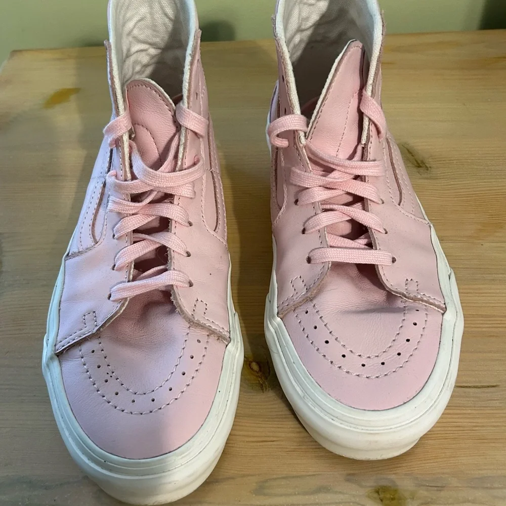 VANS LEATHER HI-TOPS - Picture 3 of 8